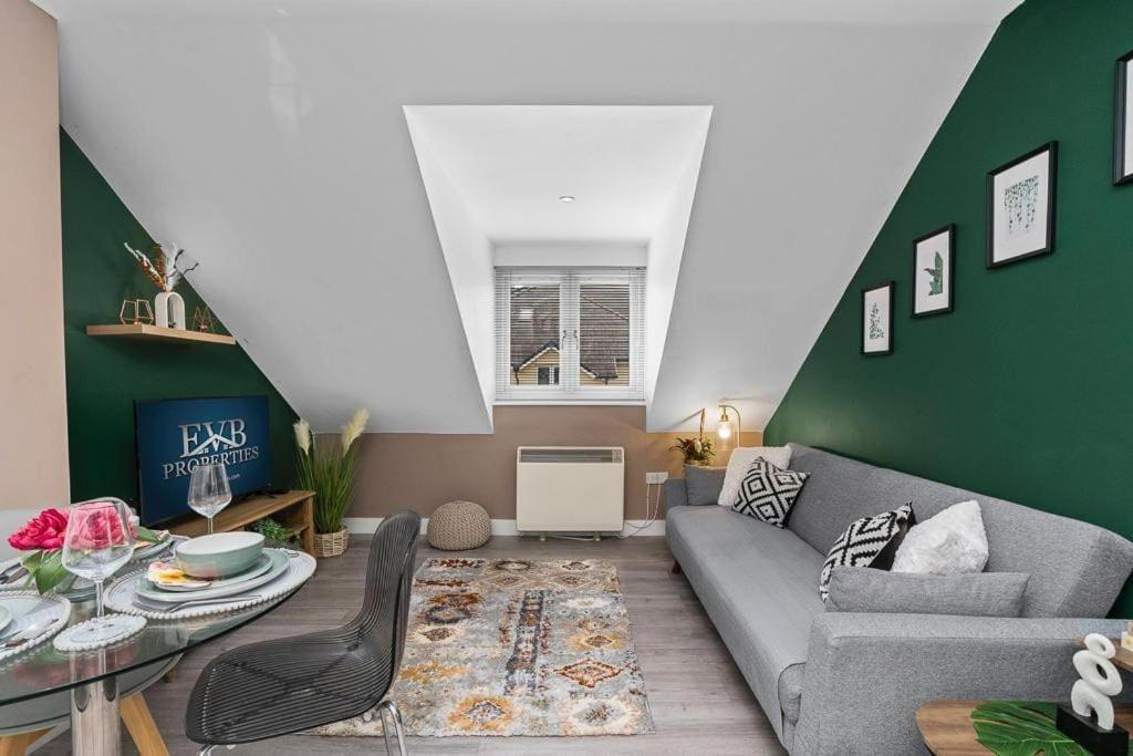 Comfortable Retreat Near City Centre- 1 Bed, 3 Guests Southampton Exterior foto