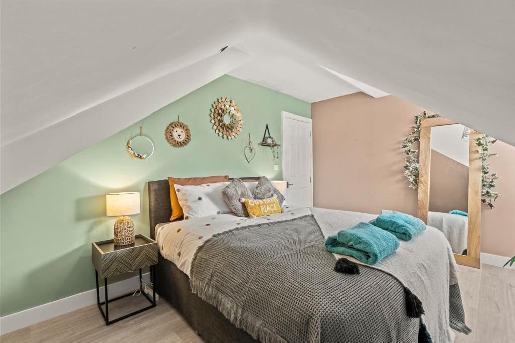 Comfortable Retreat Near City Centre- 1 Bed, 3 Guests Southampton Exterior foto