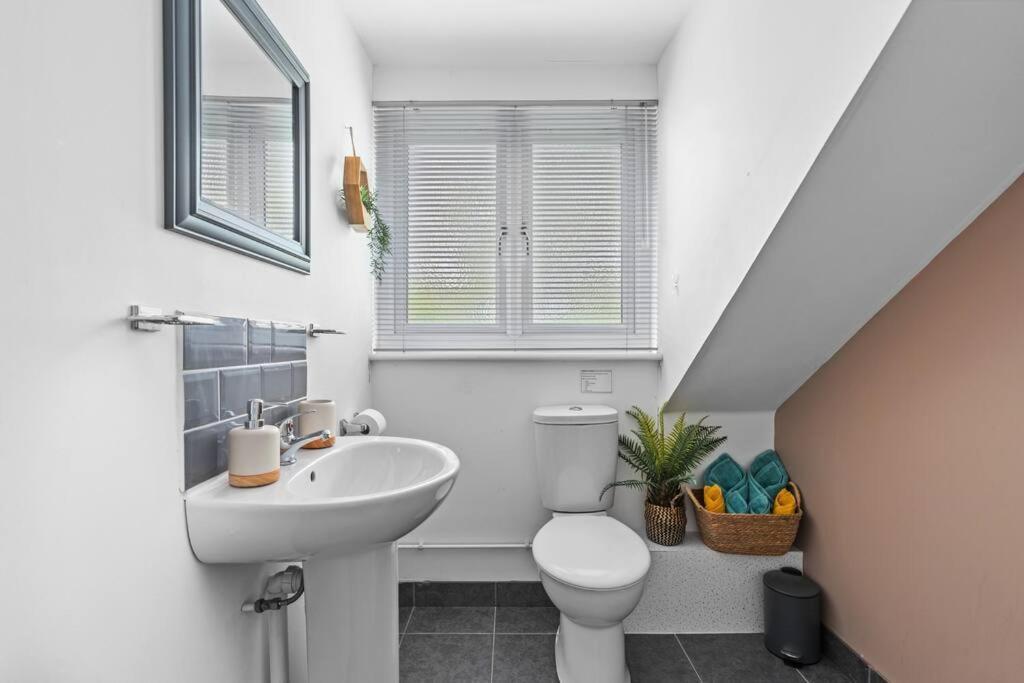 Comfortable Retreat Near City Centre- 1 Bed, 3 Guests Southampton Exterior foto