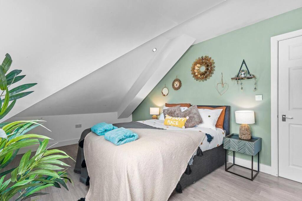 Comfortable Retreat Near City Centre- 1 Bed, 3 Guests Southampton Exterior foto